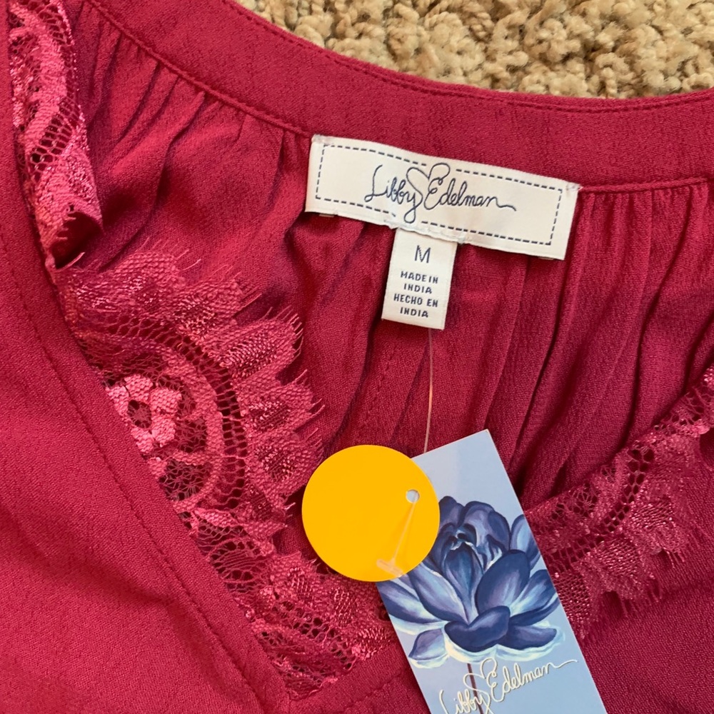 Scallop Sleeve Top π - Picture 3 of 6